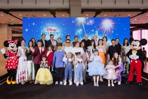 ครอบครัวดารานักแสดง ตบเท้าร่วมงานแถลงข่าว “ดิสนีย์ ออน ไอซ์” พร้อมรอชมการแสดง 23 – 26 มีนาคมนี้ ที่อิมแพ็ค อารีน่า เมืองทองธานี 